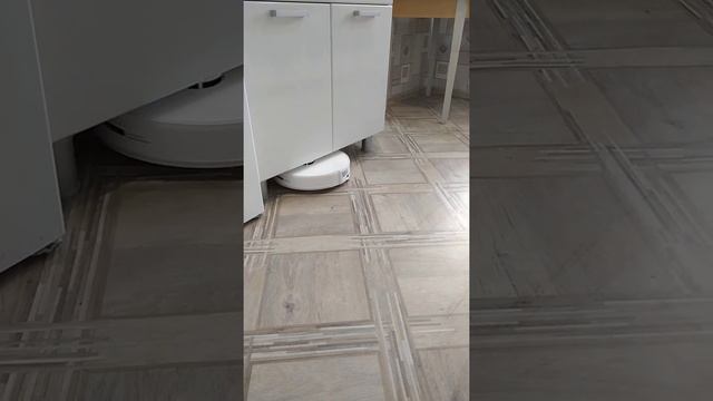 Робот пылесос 360 s8 влажная уборка. смотреть онлайн