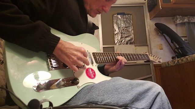 Squier Bullet Telecaster Surf Green, Brings Late night inspiration. смотреть онлайн