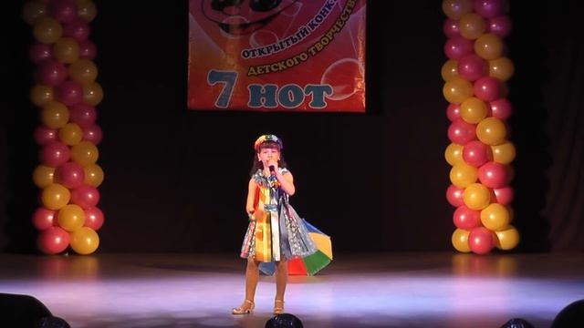 Песня "Радуга-дуга" исполняет Канина Елена. смотреть онлайн