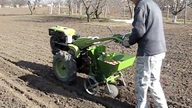 картофелесажалка смотреть онлайн