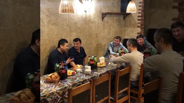 Национальная блюда Халиса в кафе Дастархане смотреть онлайн