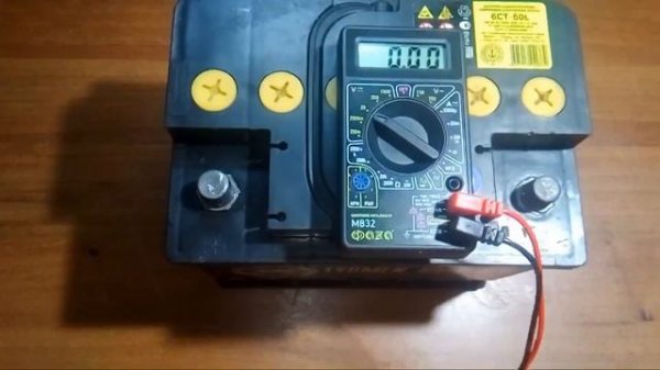 Проверка аккумулятора мультиметром