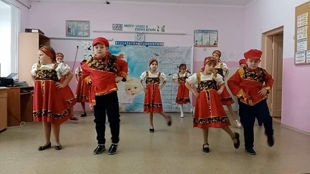 Танцевальный коллектив "Каруселька", Токарёвский ДДТ, "Вася Василек", рук. Мухина И.П. смотреть онлайн