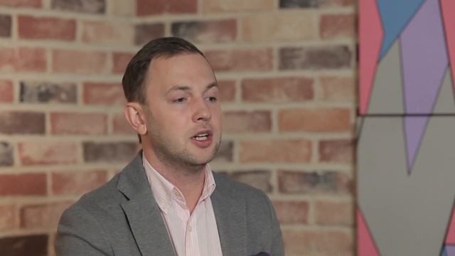 #НАИЗНАНКУ 1 EVENT-ВЕДУЩИЙ ДЕНИС РЕШЕТОВ О КОЛЛЕГАХ, ЗАРАБОТАННЫХ ДЕНЬГАХ И НЕУДАЧНЫХ СВАДЬБАХ