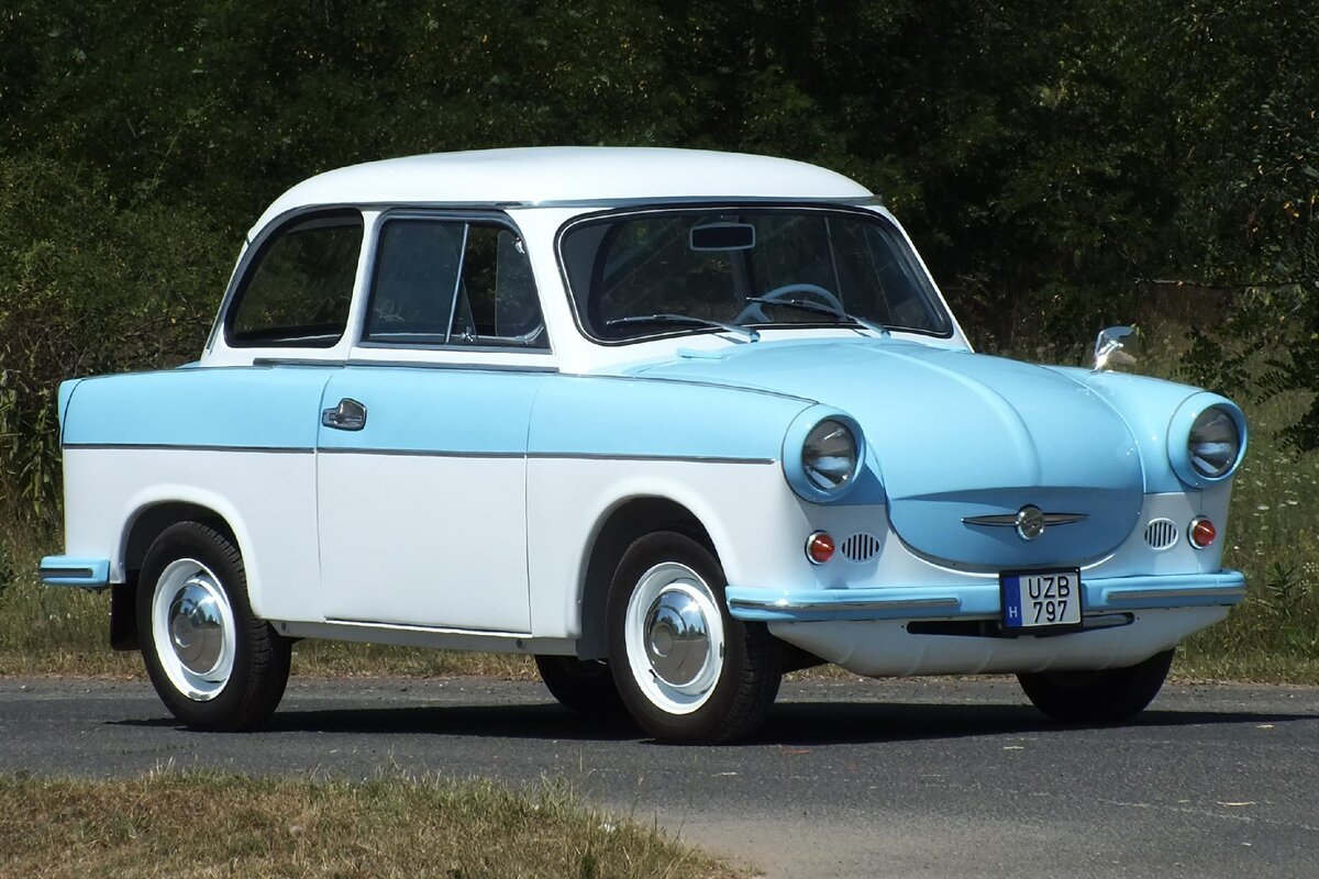 Двухтактная Германия - Trabant и Wartburg. смотреть онлайн