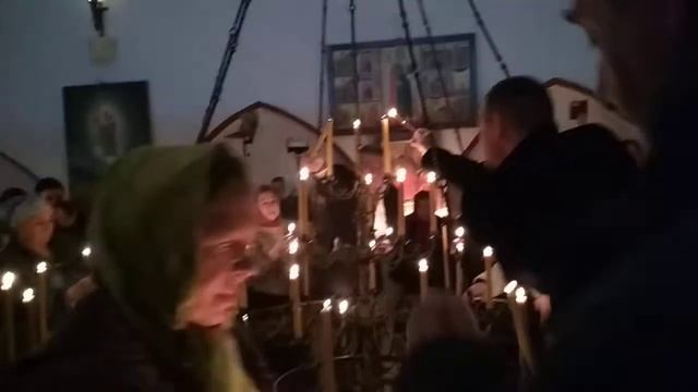 7 декабря 2017. Возжигание свечей на паникадиле храма св. Екатерины, пос. Родники. смотреть онлайн
