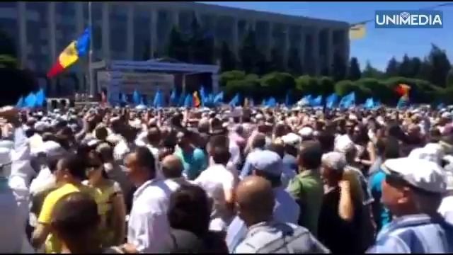 Гимпу и Киртоакэ освистали