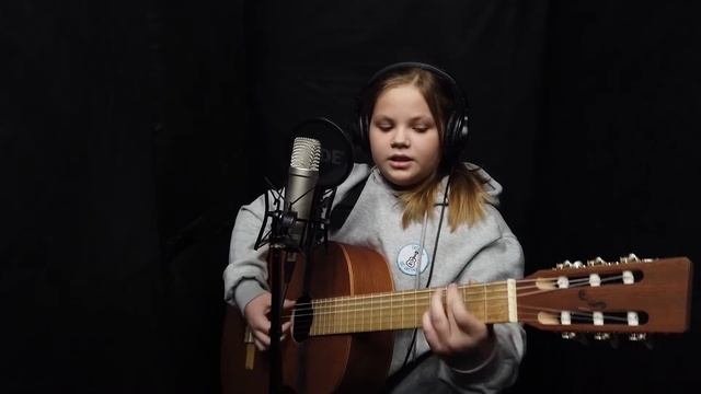 Зингарова Елена 11 лет - «Маленькие гномики». смотреть онлайн