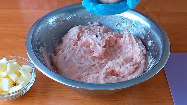 ТЕФТЕЛИ В СЛИВОЧНОМ СОУСЕ смотреть онлайн