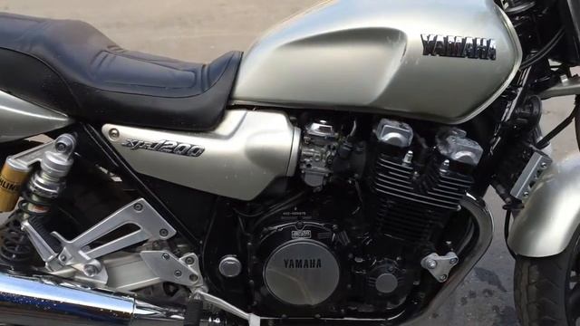 YAMAHA XJR1200 смотреть онлайн
