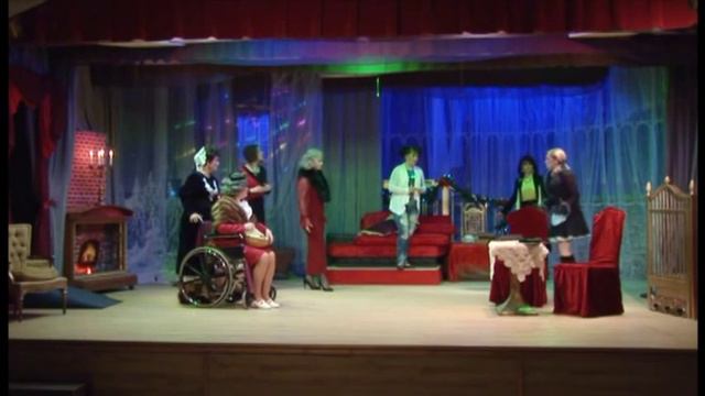 Український драматичний театр "Гомін": "8 люблячих жінок" смотреть онлайн