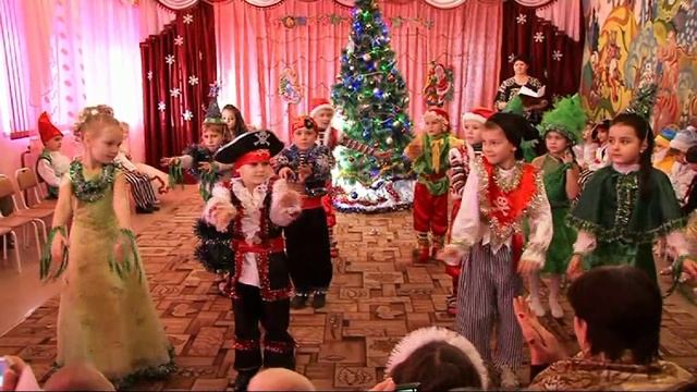 Танец: "Лесорубы и Елочки" смотреть онлайн