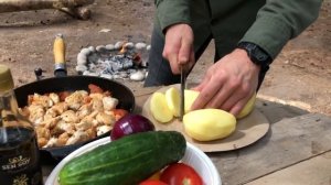 Отдых на природе, приготовление  обеда на костре.