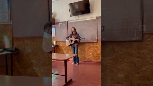 Искра Хрущёва- Заметался пожар голубой (стихотворение Есенина) смотреть онлайн