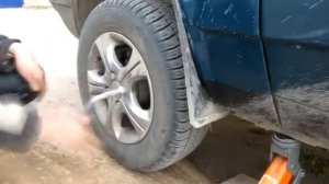 Замена переднего колеса (как заменять колёса на машине)