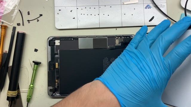 iPad mini zamena touch stakla смотреть онлайн