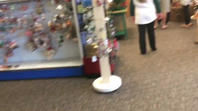 США ?? Флорида и Необычная Новогодняя ёлка ? верхом -вниз эксклюзив upside down Christmas tree смотреть онлайн