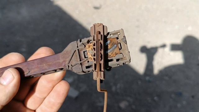 ДАТЧИК УРОВНЯ ТОПЛИВА W210 смотреть онлайн