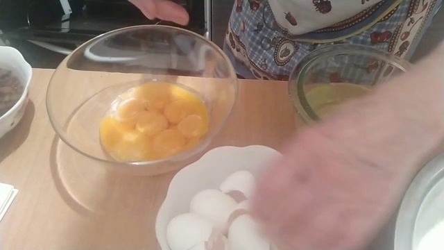 # моякухня #готовимдома Мои куличи!👍🏻 смотреть онлайн