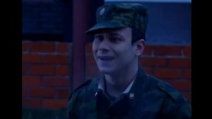 Кудашев ставит на место Контрактников. Солдаты сериал.