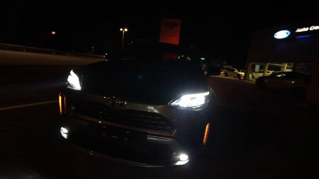 Toyota Yaris Cross 2023 | Interior Exterior Lights At Night