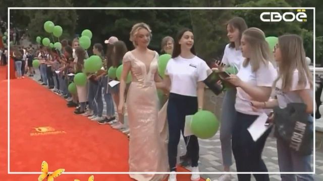 Елена МАКСИМОВА. Красная дорожка Международного Кинофестиваля "Герой и Время". смотреть онлайн