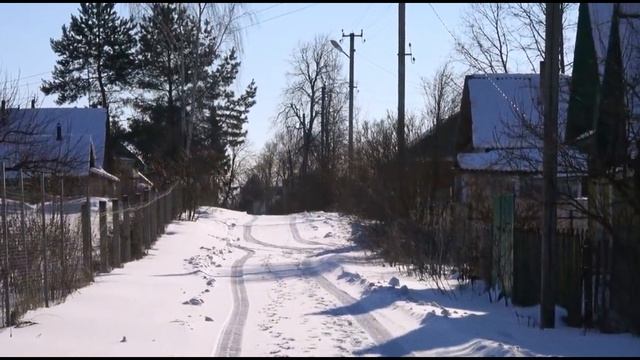 Катя просит в долг хлеба у продавщицы