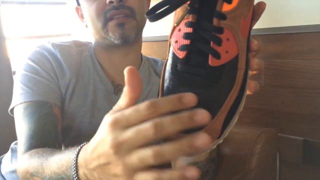 El Jean presenta: Nike Air Max HALLOWEEN смотреть онлайн