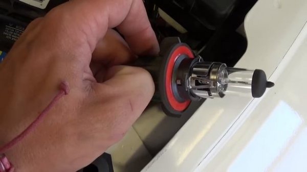 Headlight Bulb Replacement Dodge Caliber.  How to Replace headlight bulb 2007 - 2012 Caliber