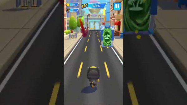 Том супергерой