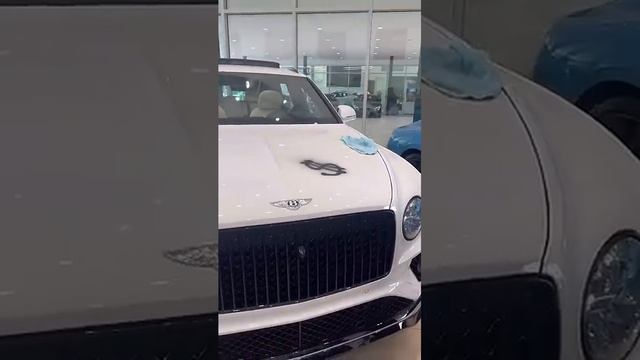 УНИЗИЛА BENTLEY | генеральный директор в шоке :)