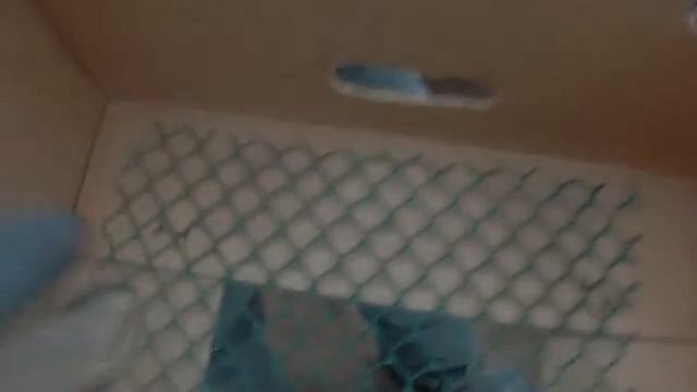 Удобная переноска из банановой коробки