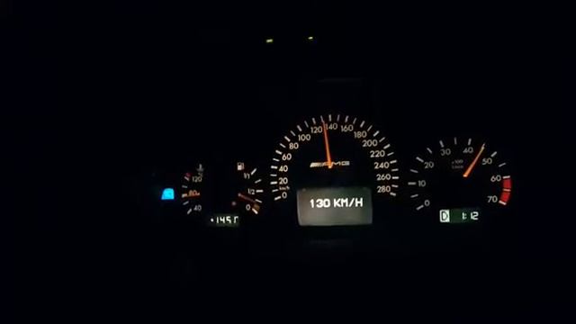 Mercedes-Benz W210 E55 AMG Acceleration 100-200