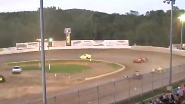 Accord Speedway - Spec Sportsman Win for Tyler Dippel June 15, 2012 смотреть онлайн