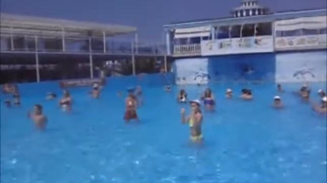 Как я отдыхать люблю на море, ездить на экскурсии, быть экскурсоводом! смотреть онлайн