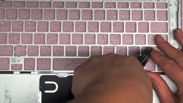 13" inch MacBook Pro A1502 Early 2015 Complete Disassembly SSD Keyboard Battery Replacement Fix смотреть онлайн