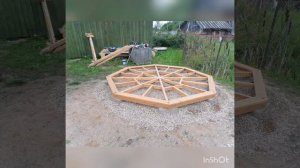 Восьмигранная беседка.