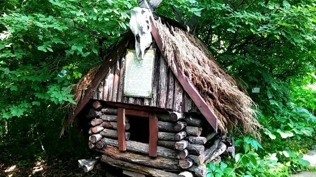 Избушка Бабы Яги. Hut of Baba Yaga. смотреть онлайн
