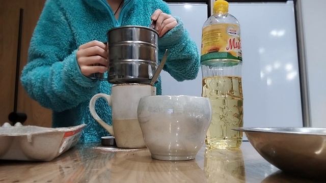 Шоколадный кекс в кружке за 5 минут без молока ? смотреть онлайн