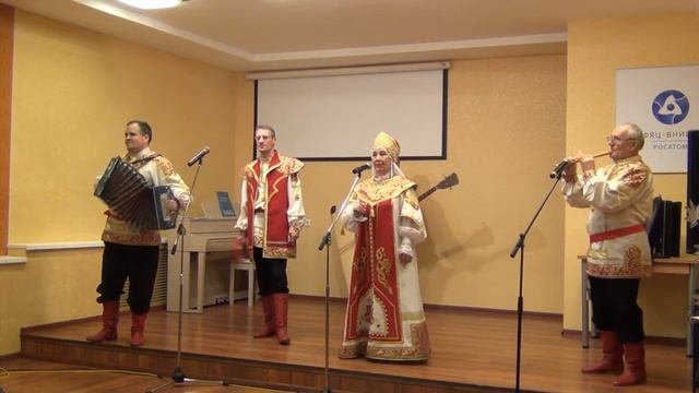 Куда бежишь Тропинка милая // Ансамбль "Сказ" смотреть онлайн