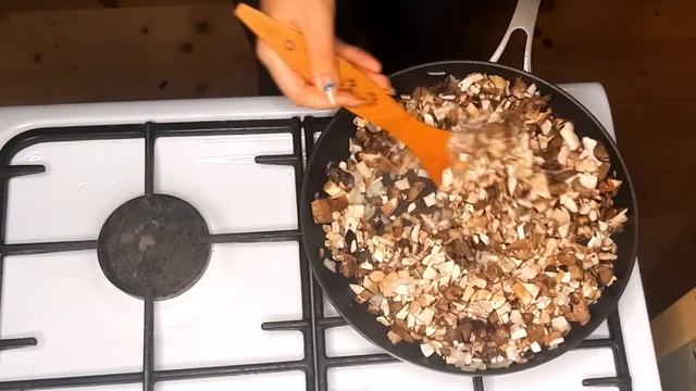 ЖЮЛЬЕН С ЛЕСНЫМИ ГРИБАМИ смотреть онлайн