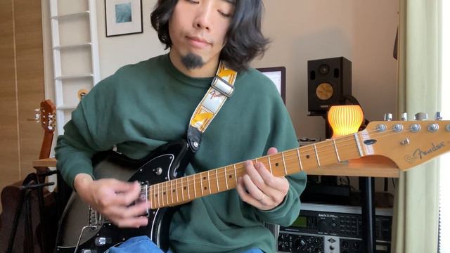 Fender メテオラをただ適当に弾いてみる