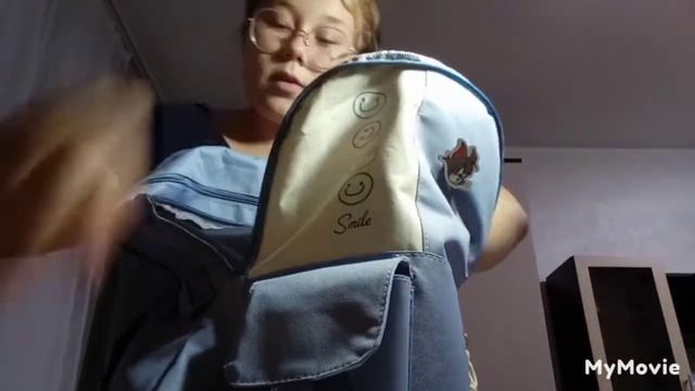 Показываю учебники, тетрадки и рюкзак☺ смотреть онлайн