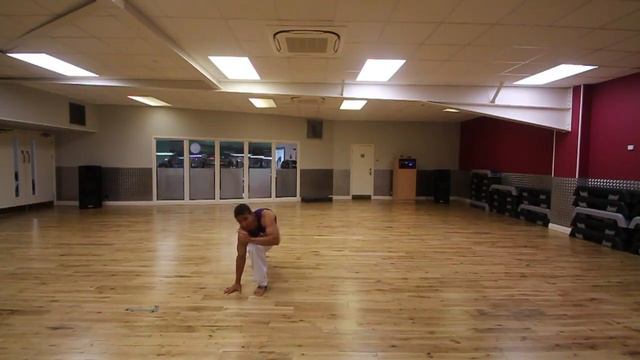 Capoeira - Queda de Rins com Ponte - Formado Gringo смотреть онлайн