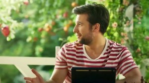 Reklama фруктовый сад Пощекочи мальчика