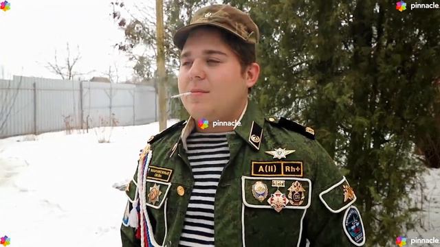 У НАС ТУТ КОТЛЕТКИ!!!!С МАКАРОШКАМИ?НЕТ С ПЮРЕШКОЙ)) смотреть онлайн