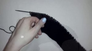 Женская вязаная шапка спицами!Для начинающих.Уроки на ютубе.