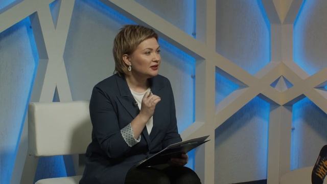 Гость студии - тренер «Школы хоккея С. Фёдорова» и движения «ДРОЗД-Хибины» Иван Кольченко. смотреть онлайн