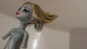 как завить волосы кукле