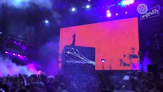 Celebrities React To Travis Scott Astroworld Festival смотреть онлайн